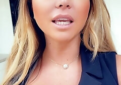 Big boobs milf masturbates with her dildo