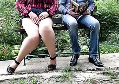 Large booty mother i'd like to fuck pee next to me in the park on a bench