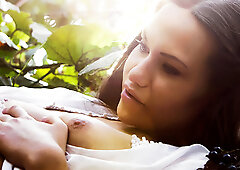 Vine - Hannah Sweet, Subil Arch