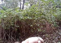 Twunk uses Yam-Sized fucktoy in forest