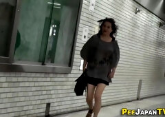 Fetish Oriental Pissing