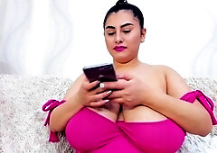 Big boobed Memphis masturbates in a bodystocking