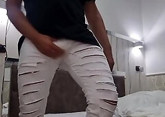 ANSIMI - GEMITI MASCHILI (ITALIANO) - SBORRATA E SEGA INFINITA CON STRUSCIAMENTI E DITO NEL CULO