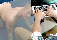 Beau Maddox and Trent Summers fuck while working from home