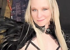 That babe’s Got a Wang!? Kora Bell Sucks, Bangs & Fists a Secret Trans Playgirl Harley Lockhart