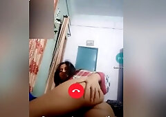 Paki Girl Showing Her Ass And Boobs On Vc Part 2