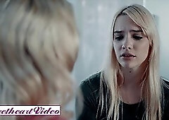 Stunning Cory Chase And Kenna James Play With Their Pussies