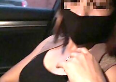 Madurita termina con el calzon mojado en el auto