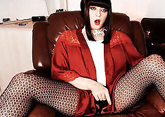 lovely Russian stunner cums for you on web cam