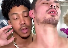 ANOTHER GORGOUS 3SOME