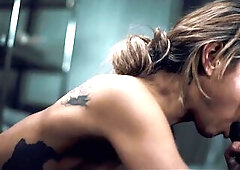 ALIEN MONSTERS SCREW SEXY BABES