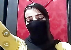 Saudi Arab Tango MILF, hot