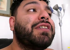 Demetri Silver Shrinks Intruder And Demands Giant