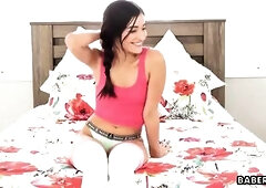 Emily Willis is such a cute, fascinating, amicable, open-minded, hot, glamorous and fantastic gal! If u watched her just one single time, u know what 