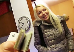 Smart man for money coaxes sweet blonde suck his fuckstick