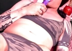 T-girl femboy Madam_Denise working out and having solo fun