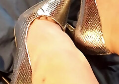 000008 Dama Vida - FootFetish – Silver high heels