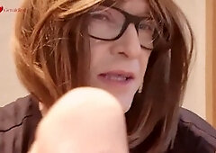 Geraldinelonginlove's cluteos and ring exercises for sissy training