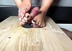 Wet feet covered in cum