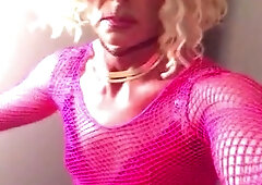 Transgirl Call Girl TGShawna comes back in sizzling rosy