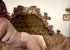 2 hawt LESBOS explore every other with Roxie Sinner