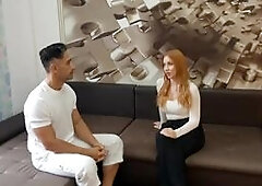 Kiara Lord visits therapist but doesen't know he's a perv