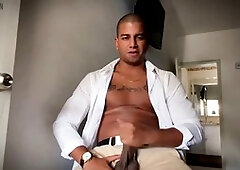 Straight humiliation and idolizing a sissy getting humiliated by a dominant master