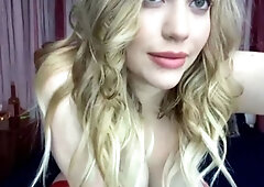 Hot Blonde Babe Solo Masturbation