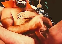 Spunko Tugs His Tail To Completion