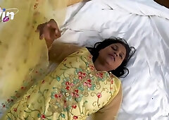 Smoke a joint and let my Bhabhi Ji rail my love stick - Fantastic XXX sex!