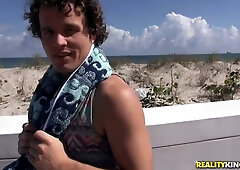 Buxom Latin gets picked up at the beach