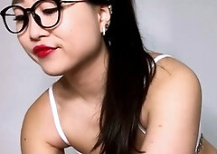 ASMR- Asian Masseuse Gives Happy Ending