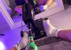 Chinese man JERK with piston machine