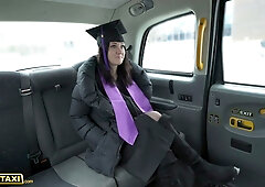 Graduate Melany Mendes seduces her fake taxi driver in a snowy car