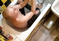 Urination, czech, skipthegames
