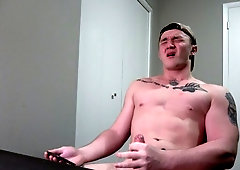 Inked hottie Alex Weber jerking off like a champ