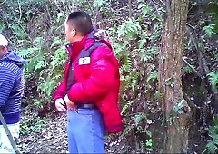 Fledgling Chinese not daddies outdoors