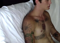 Hot Aussie Boy Billy Gets Serviced At The Glory Hole