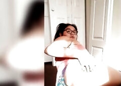 Ravishing sunny dee. Worked out during my lunch this day. Snapped those pix previous to I hit the shower