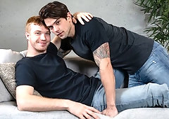 Dakota Payne and Dacotah Red banging brutally on the couch