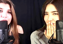Friv and glow kisses
