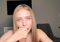 Amateur POV - Barbie Likes To Sucks Big Dicks And Get - 18yo Teenager