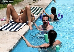 Fascinating queen bee's summersinners sex