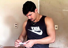 Submissive bottom enjoys solo session