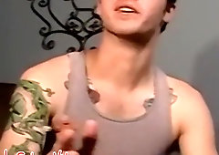 Tattooed Thug Wrench Deep-Throated off while Petting his Ginormous Hard-On