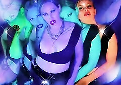 Welcome to this mesmerizing movie scene I made just for u. For a complete immersion in the atmosphere - listen with headphones! When a woman tells u t