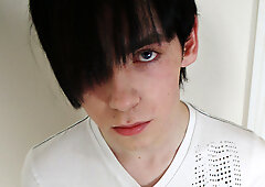 Hung Emo Danny Gives Alex Every Inch - Alex Kane & Danny Star