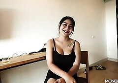 This babe gave me a valuable suck in advance of I pulled open her strap to disclose her incredible labia, which was begging for penetration.