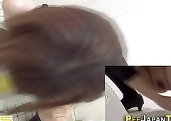 Japan hotties peeing in toilet