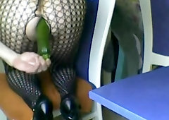 Maxima enjoys with vegetables